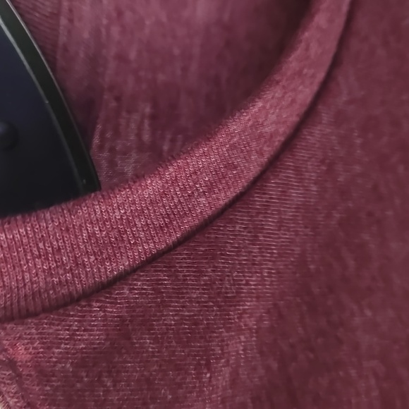 J. Crew Men's Maroon T-Shirt - Picture 3 of 8